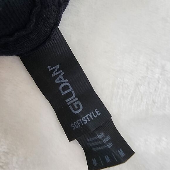 Gildan Black Tshirt With Irish Indie Group Inhaler Graphic Size Medium - Picture 4 of 5